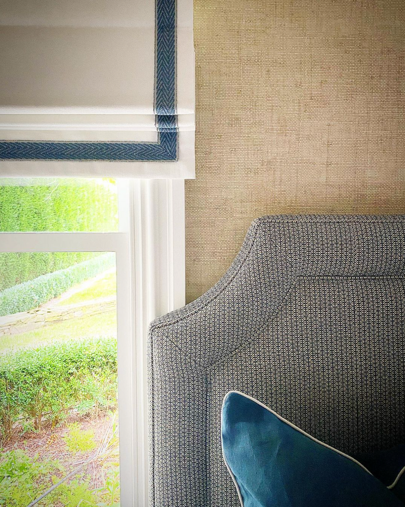 Structured Trimmed Roman Blind