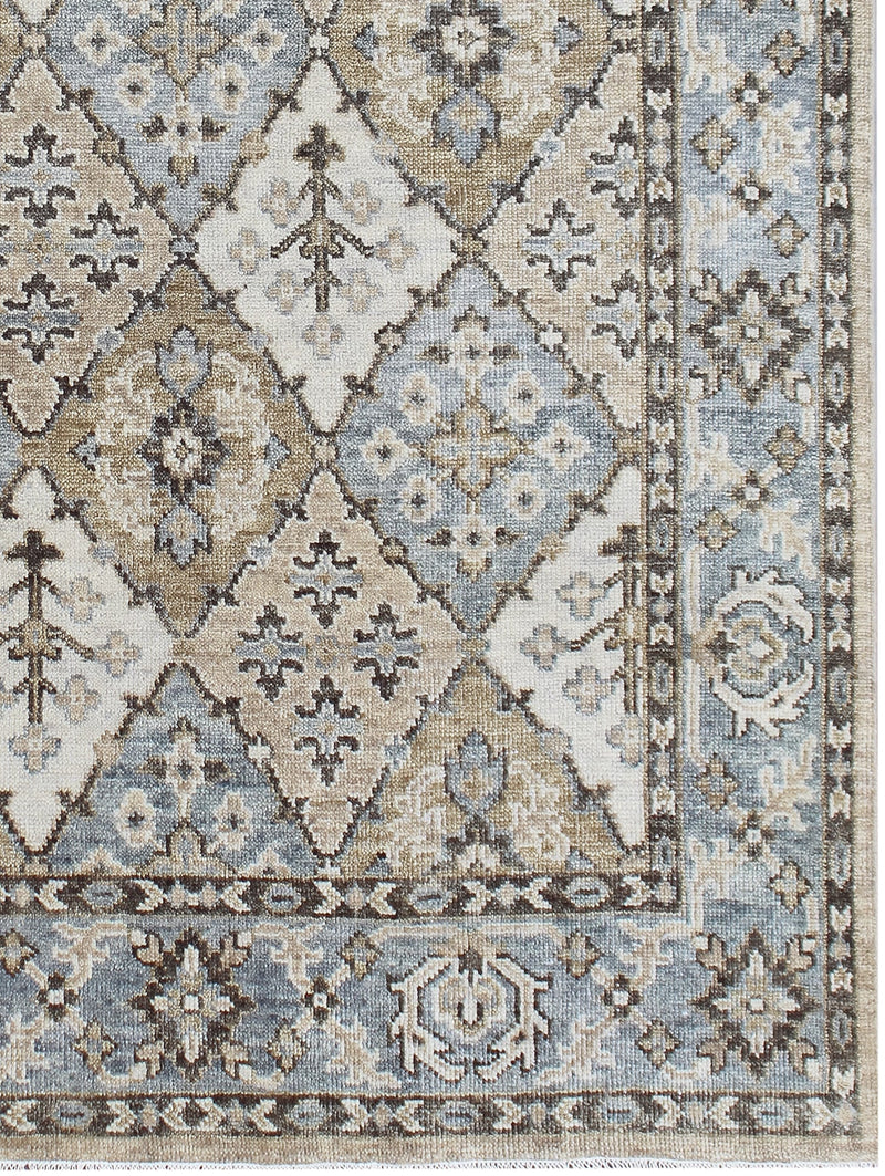 Diamond Hand Knotted Wool Rug